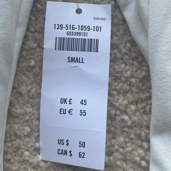 NEW Abercrombie and Fitch, long sleeve bodysuit - Picture 5 of 5